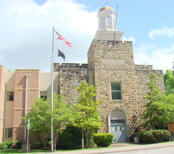 677px-Menifee_County_Courhouse,_Kentucky.jpg 677px-Menifee_County_Courhouse,_Kentucky.jpg