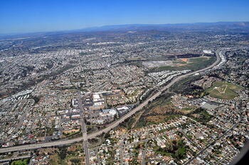 800px-Aerial_-_Oak_Park,_San_Diego,_CA_01.jpg 800px-Aerial_-_Oak_Park,_San_Diego,_CA_01.jpg