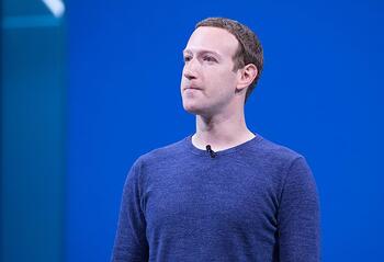 800px-Mark_Zuckerberg_F8_2018_Keynote_(41118893354).jpg 800px-Mark_Zuckerberg_F8_2018_Keynote_(41118893354).jpg