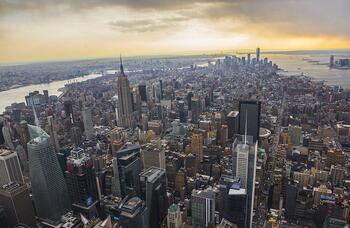 Above_Manhattan.jpg Above_Manhattan.jpg