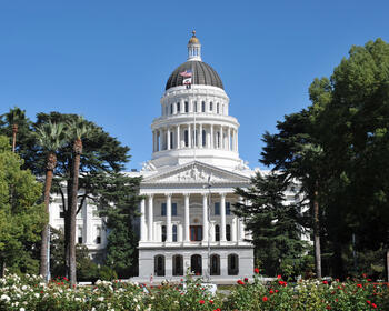 California_State_Capitol_Building.jpg