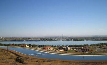 Lake_Palmdale-kmf.JPG