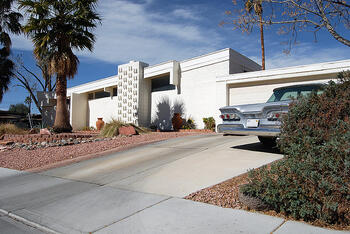 Las Vegas mid-century home with Edsel.jpg Las Vegas mid-century home with Edsel.jpg