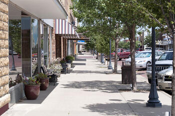 Main_Street_America_Russell,_Kansas_4892205842.jpg Main_Street_America_Russell,_Kansas_4892205842.jpg