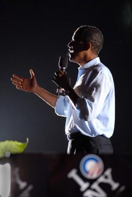 NYCWashSq9-27-07ObamaRally(2)cDeborahHarse2007.jpg NYCWashSq9-27-07ObamaRally(2)cDeborahHarse2007.jpg