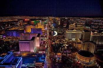 Night_aerial_view,_Las_Vegas,_Nevada,_04649u.jpg Night_aerial_view,_Las_Vegas,_Nevada,_04649u.jpg