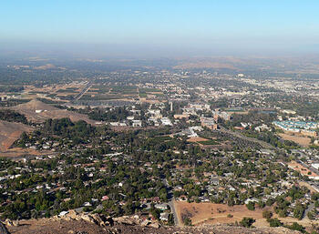Riverside,_California_view_from_Box_Springs.jpg Riverside,_California_view_from_Box_Springs.jpg