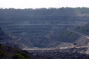 coalmine-pit.jpg coalmine-pit.jpg