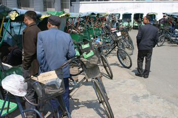 commuting-on-bicycles.jpg commuting-on-bicycles.jpg