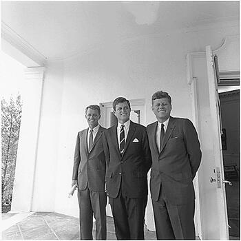 kennedys.jpg kennedys.jpg