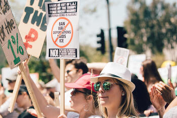 los-angeles-protest.jpg