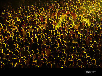 yellowcrowd.jpg