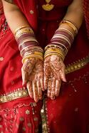 Travelscope.net; henna on hands.JPG